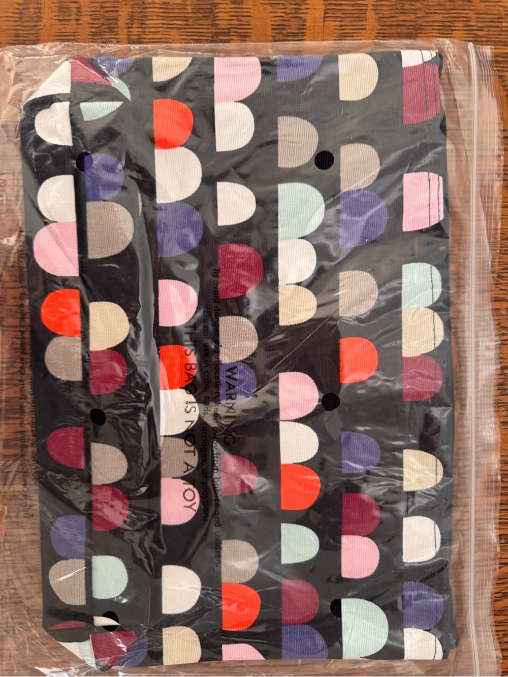 Thirty-one Medium Zipper Tote in gumdrop in BNWT factory sealed bag